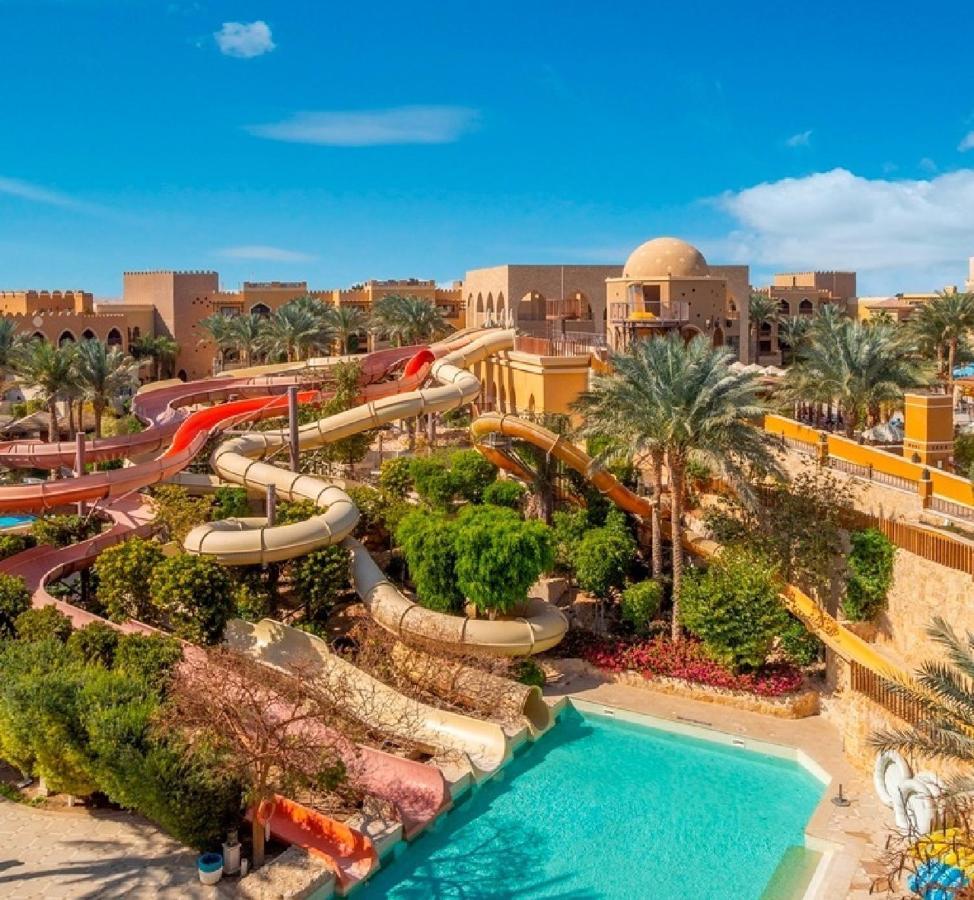 Hotel Grand Waterworld Makadi Family Star - Couples And Families Only Hurghada Esterno foto Desert Falls Water & Adventure Park