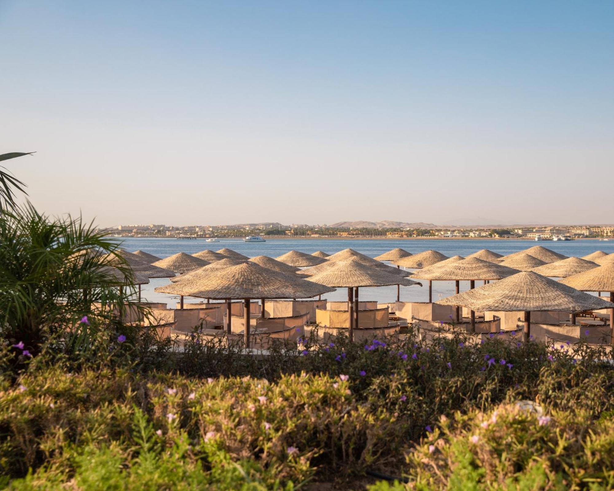 Hotel Grand Waterworld Makadi Family Star - Couples And Families Only Hurghada Esterno foto The beach of El Alamein